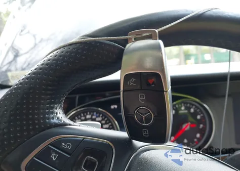 2017 Mercedes-Benz E 300 4Matic from USA, damaged, VIN WDDZF4KB8HA062835